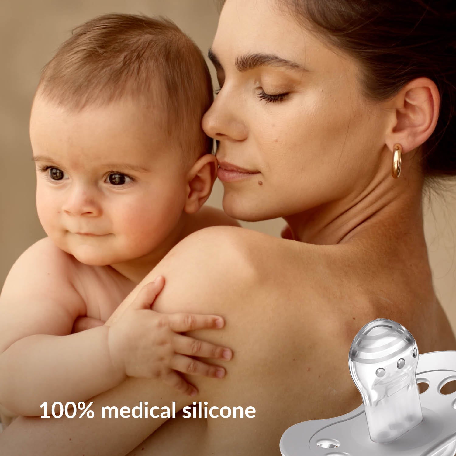 Difrax LOVI CapiChill Dynamische fopspeen 0-6 maanden, 100% medische siliconen. Moeder houdt haar baby vast; BPA-vrij, beschermt natuurlijke zuigreflex, symmetrische vorm imiteert moedertepel, vrij ademen door de neus en optimale luchtstroom.