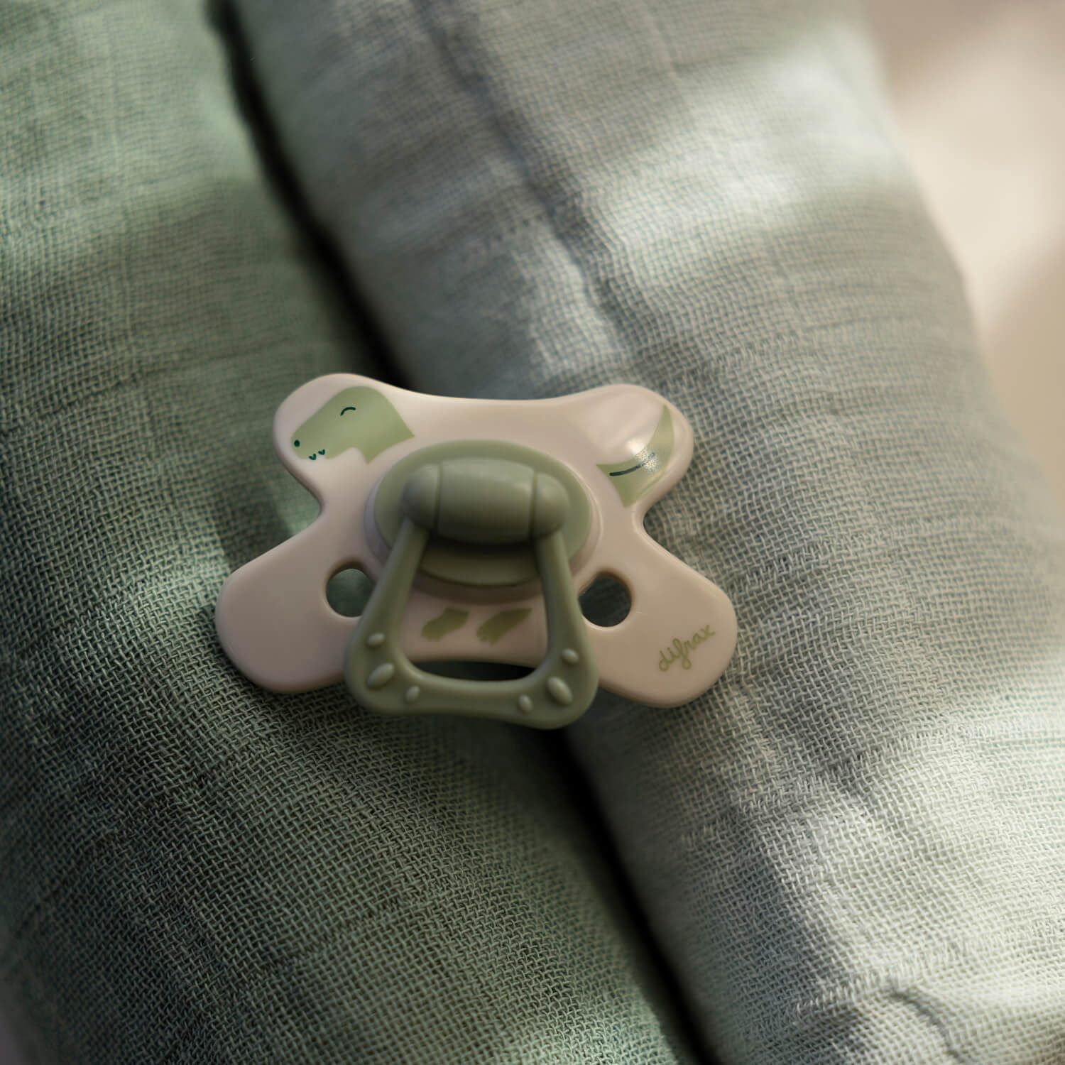 Ambience beeld Little Venture Little Green Dino 18+ maanden