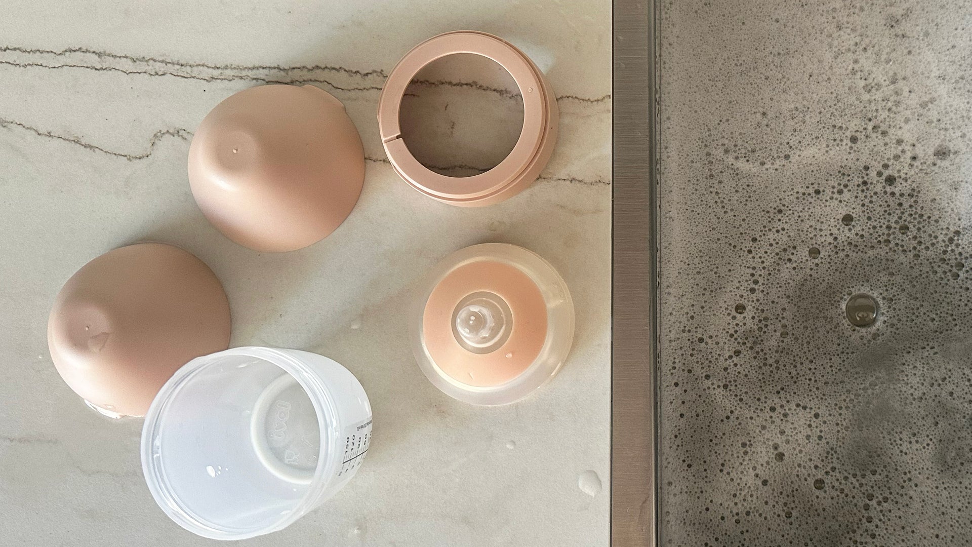 Liquide vaisselle écologique Difrax pour nettoyer les biberons