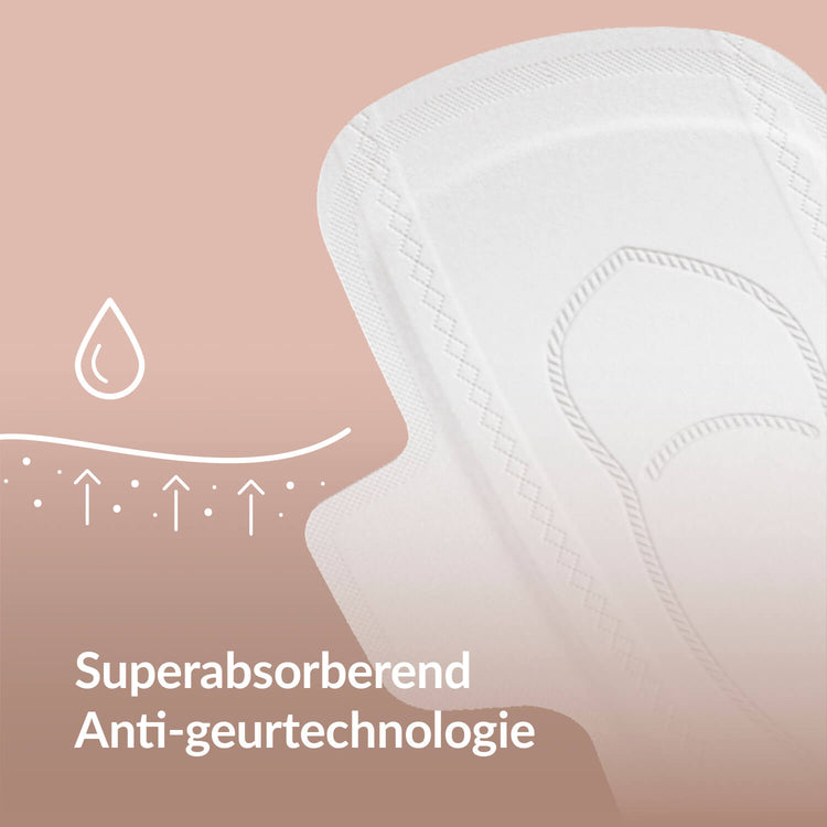 Close-up van een kraamverband met superabsorberende en anti-geurtechnologie.