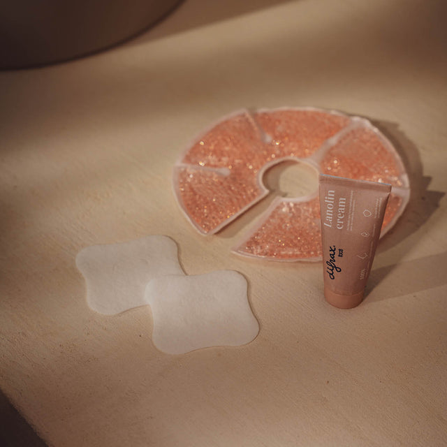 Difrax LOVI Verkoelende borstpads, Lanoline crème en Zoog thermo gelpads samen in één opstelling
