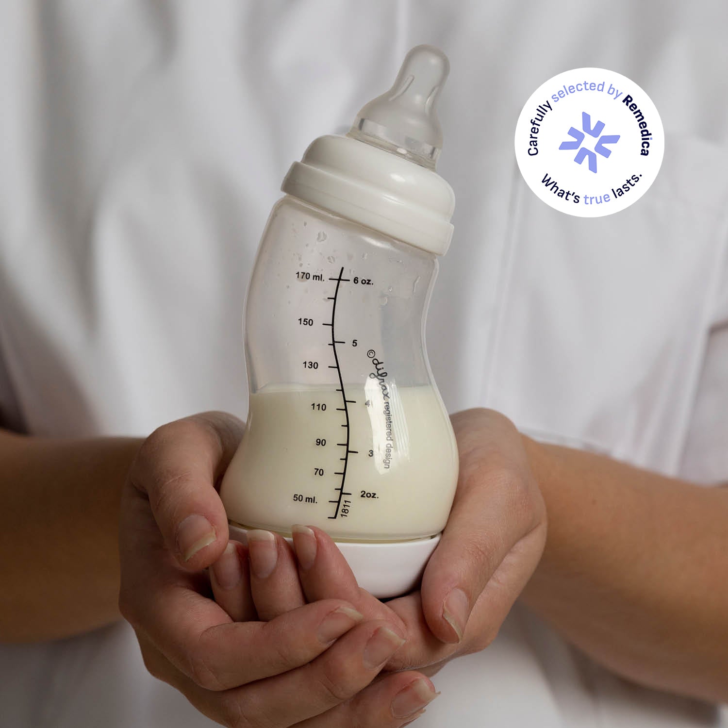 Kraamzorg met difrax babyfles