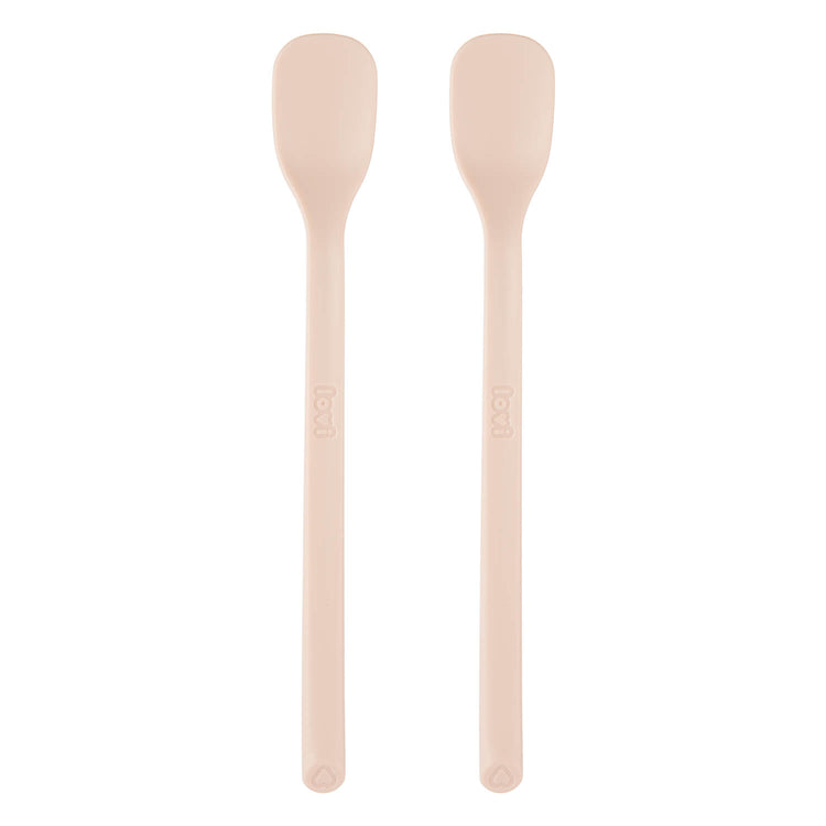Voedingslepel uit de Difrax LOVI Baby Eet- & Drinkset Nude – ergonomisch handvat en smal, ondiep lepeltje voor kleine hapjes, veilig en BPA-vrij.