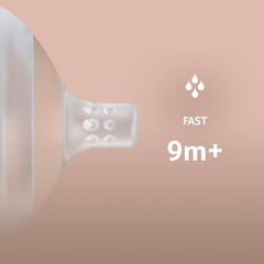 Close-up van de Difrax LOVI Fast speen (9m+) uit de Samen Groeien Set – zacht siliconen zuiggedeelte voor natuurlijk en comfortabel voeden.
