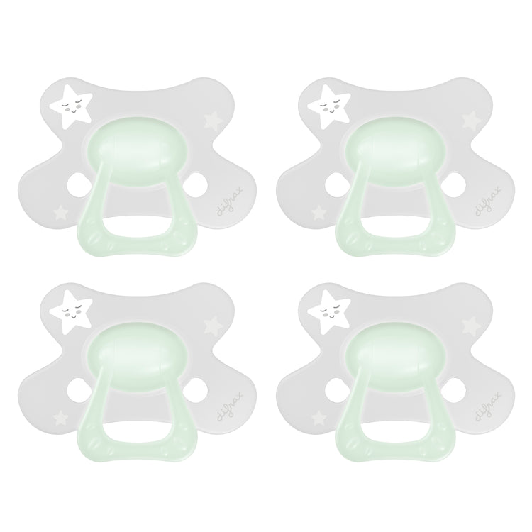 Set van 4 Difrax Natural fopspenen 12+ maanden Glow in the Dark met vlindervormig schildje, huidvriendelijk en makkelijk te accepteren