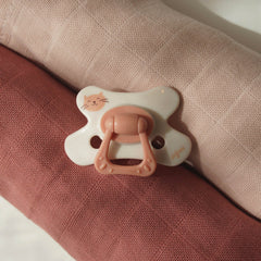 Little Venture Natural fopspeen ambience design Dusty Pink Kitten