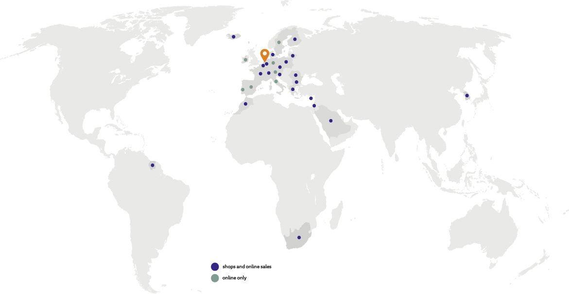 Carte du monde avec des points indiquant les pays où les produits bébé Difrax sont disponibles